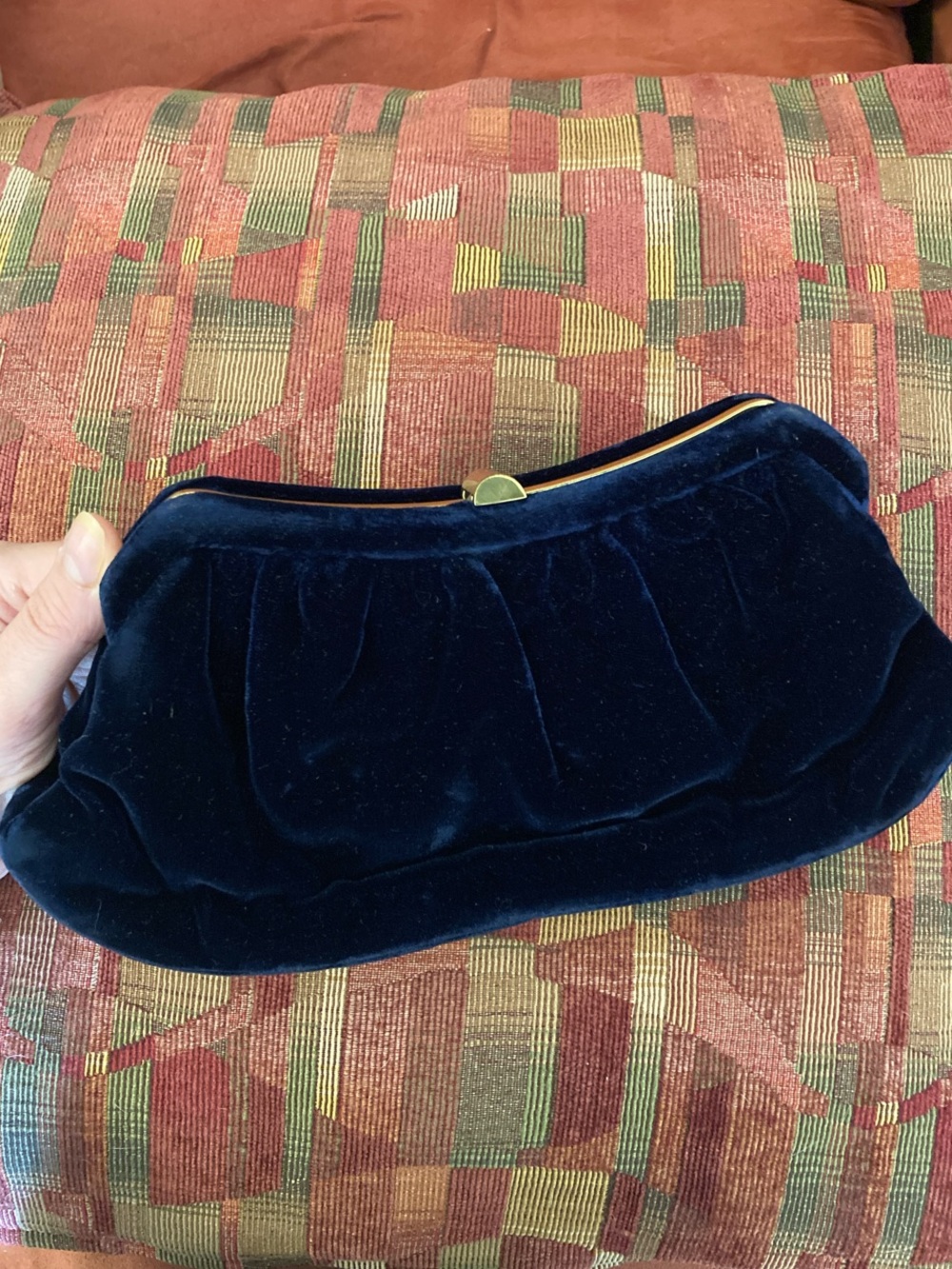 Vintage L&M Navy and Gold Velvet Evening Clutch - Picture 7 of 7